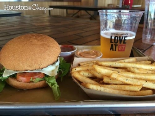 eT Craft Burgers & Beer