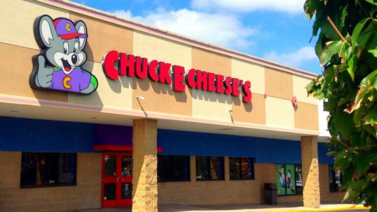 Chuck E. Cheese Introduces All You Can Play Games Passes