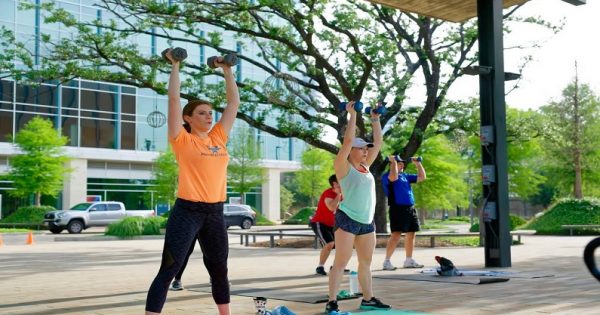 free-fitness-classes-in-houston-yoga-hiit-zumba-and-more