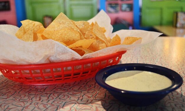 How to Make Chuy’s Creamy Jalapeño Sauce at Home