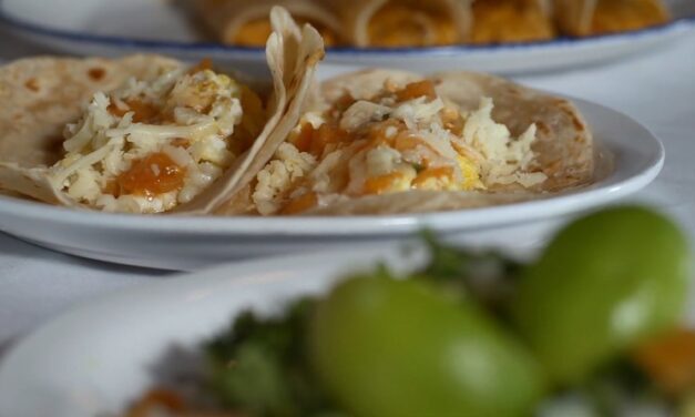 How to Make Ninfa’s Delicious Ranchero Breakfast Tacos at Home