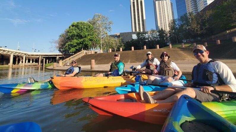 2-Hour Downtown Houston Skyline Paddleboard and Kayak Rentals