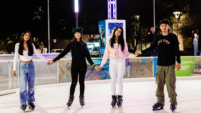 Fun Events in Houston Today - Skating Stars on the Ice