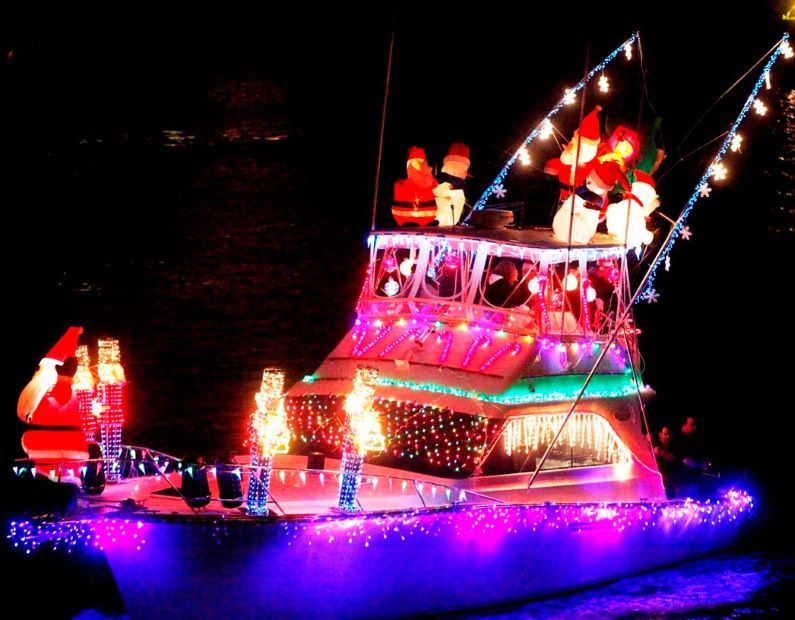 Things to do in Houston this weekend of December 13 | Christmas Boat Parade