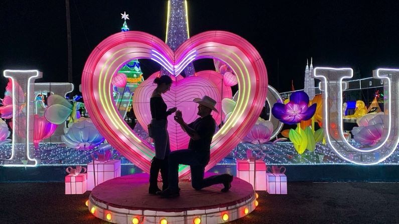 Things to do in Houston for couples this weekend of December 27 | Katy Magical Winter Lights